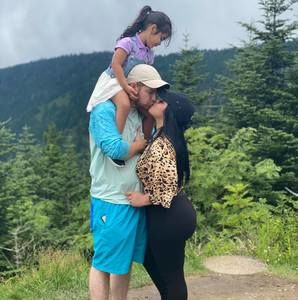 Meet your Posher, Zachary